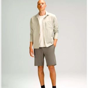 Men’s NWT Lululemon Commission Shorts Size 33